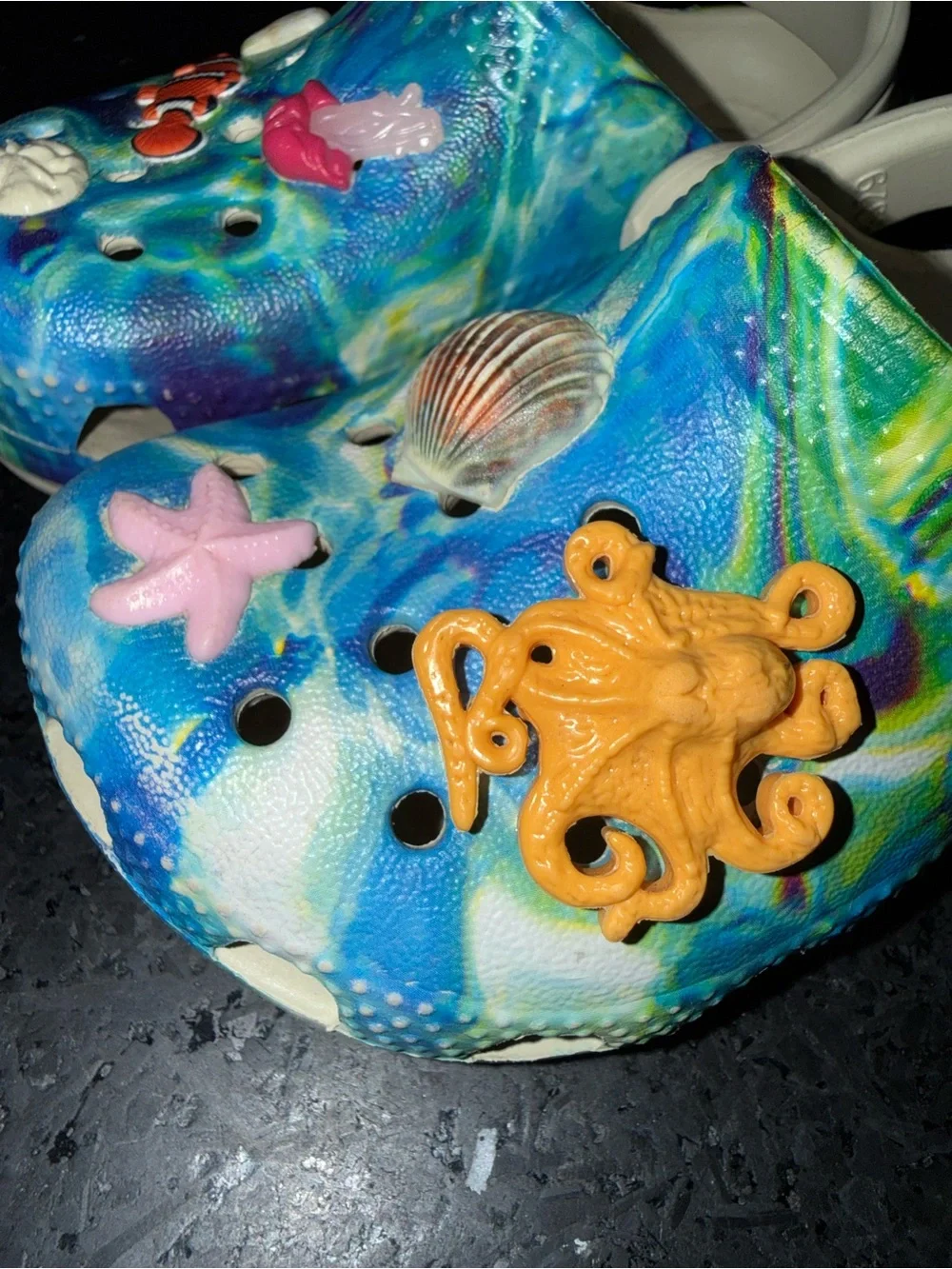 UEC CROCS UNDER THE SEA CLASSIC CLOGS VIBRANT COLORFUL UNDER WATER SEA LIFE SZ 5